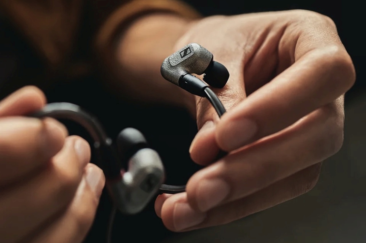 Sennheiser IE 600: внутриканальные аудиофильские наушники с